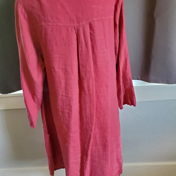 Cut Loose long sleeve linen dress with pockets. Oversized. - Picture 4 of 4